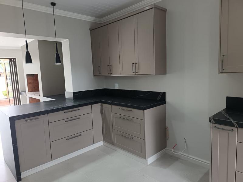 3 Bedroom Property for Sale in Hartenbos Central Western Cape